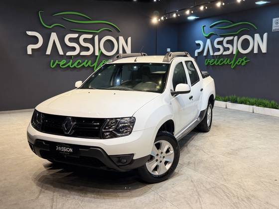 RENAULT DUSTER OROCH 1.6 16V SCE FLEX EXPRESSION MANUAL RENAULT DUSTER OROCH 1.6 16V SCE FLEX EXPRESSION MANUAL